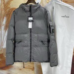 [국내배송]스톤아일랜드 25년 구스패딩