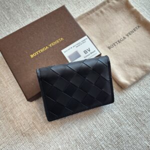 [국내배송]보테가베네타 미듐짜임 명함&카드지갑 1527-98(최상급)