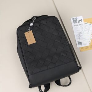 [국내배송]보태가베네타 [BOTTEGA VENETA] 수입고급 빅인트레치아토 카프스킨 백팩