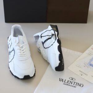 [국내배송]발렌티노 [ V.L.T.N ] 수입 V로고 바운스 로우탑 스니커즈