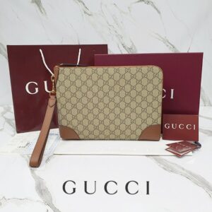 [국내배송]구찌 GG 엠블럼 스몰 비즈니스 케이스