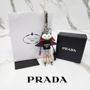 [국내배송]프라다 로봇 백 참 / 키 홀더