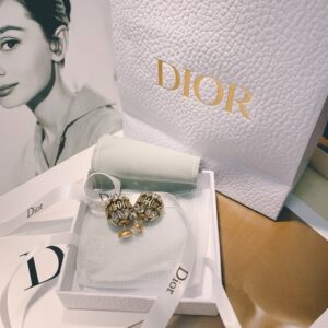 [국내배송]디올 트리발레스 보석 이어링 멀티 귀걸이