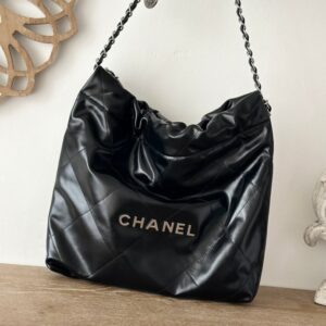 [국내배송]샤넬 22백 스몰 블랙 은장 AS3260