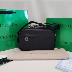 [국내배송]보테가베네타 크로스백 최상위버전 168-230 (남녀공용)