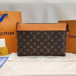 [국내배송]루이비통 포쉐트 보야주 수플 클러치백 14057 (최상위버전)